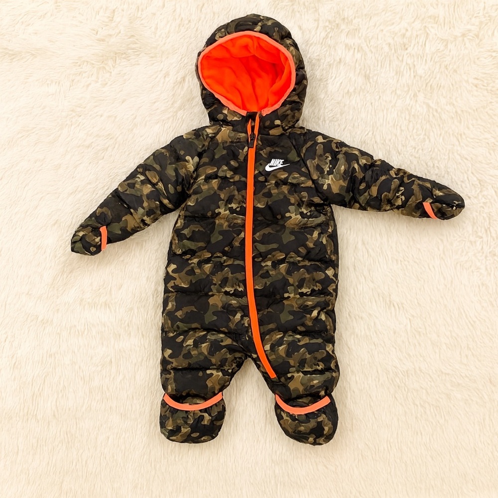 Nike Kids one-piece snowsuit size 9 months